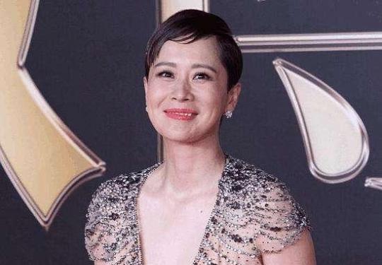 “国民媳妇”海清近照曝光，网友：没想到身材竟然那么有料！