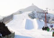 河北滑雪场相继开业 网上预订走热