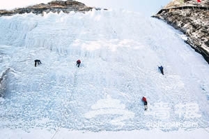 北京户外12月26日桃源仙谷冰雪节爬山赏雪观冰瀑