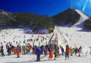 云佛山滑雪场 寻到冬天的情趣