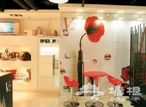 二手奢侈品店 橱窗里的低调奢华[墙根网]