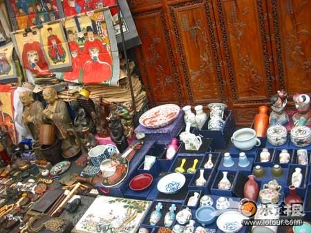2010年北京潘家园“淘宝”攻略[墙根网]