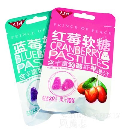 果什软糖：含有蒟蒻的纤维成分，有红莓与蓝莓两种口味。3元/袋。