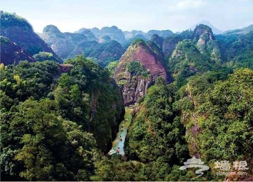 “中国丹霞”被正式列入《世界遗产名录》