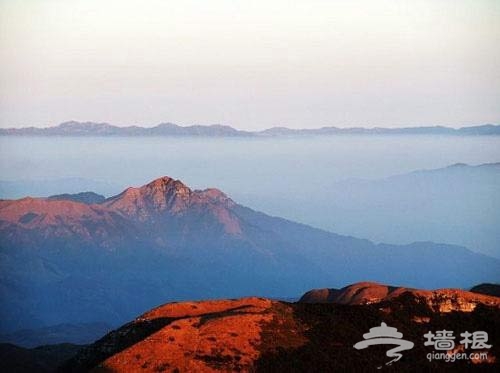 驴友登山的首选之地 尽在“非著名”山[墙根网]