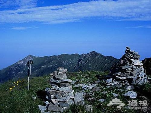 驴友登山的首选之地 尽在“非著名”山[墙根网]