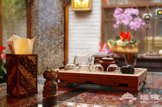 印象·纳西 烹茶煮酒院中憩 挑灯闲坐话纳西[墙根网]