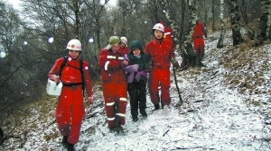12名“驴友”雪夜海坨山迷路获救