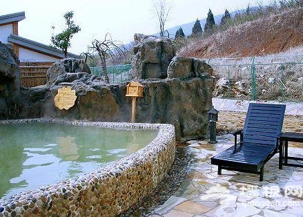 汤山温泉