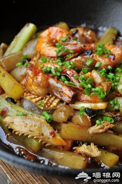 清风香草淡 易馆享美食[墙根网]