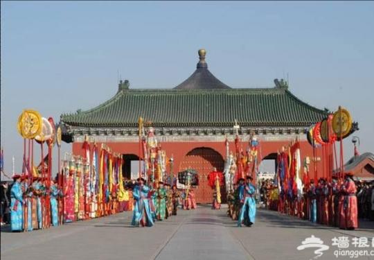 2011年颐和园苏州街春节宫市（俗称宫廷庙会） 　