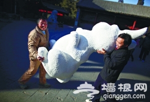 颐和园宫市初一迎客
