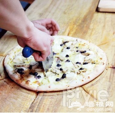 橄榄鸡肉Pizza[墙根网]