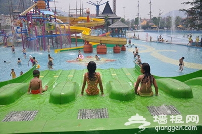 全国水上乐园 体验初夏的激情与速度