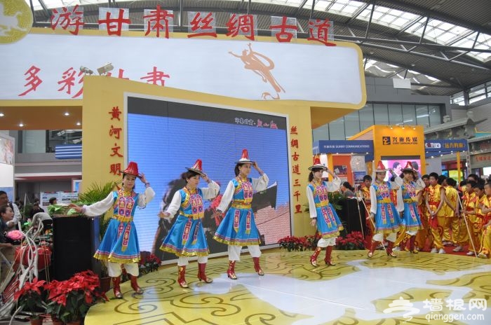 旅交会现场精彩表演[墙根网]