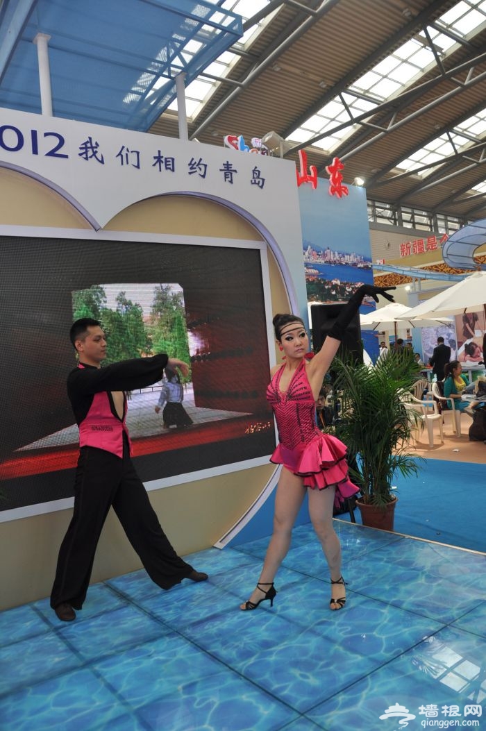 旅交会现场精彩表演[墙根网]