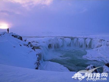 偏向雪山行！冬季户外摄影装备指南[墙根网]