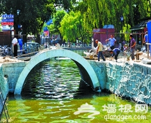 北京后海银锭桥下通水