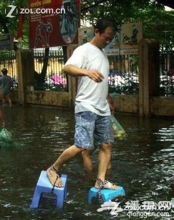 突遇暴雨 北京“看海”全攻略[墙根网]