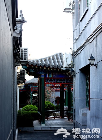 阳光老宅院酒店：鼓楼里的四合院