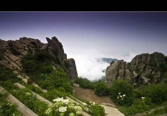 大清龙脉宝地 “北方黄山”雾灵山观日出