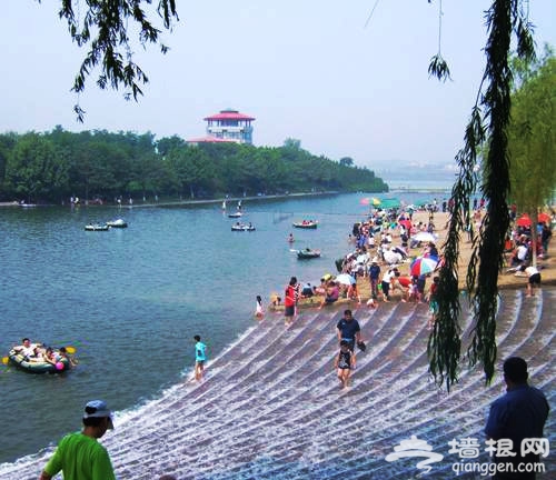 北京有两处“青龙湖” 避暑就在水上飞
