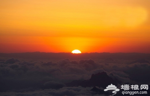 大清龙脉宝地 &ldquo;北方黄山&rdquo;雾灵山观日出