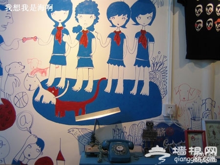 肚脐眼 淘个性涂鸦T恤