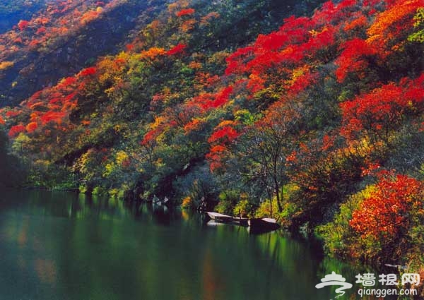 双龙峡 京郊&ldquo;小九寨沟&rdquo;里的秋日童话(图)