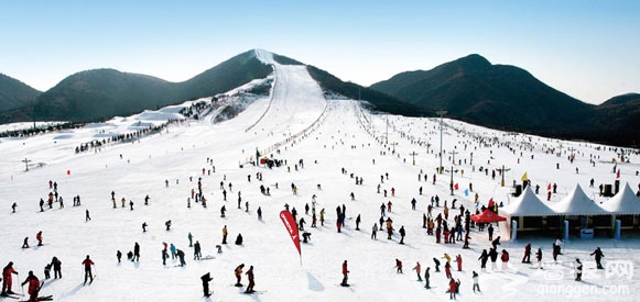 平谷第五届国际冰雪节开幕 上演顶级冰雪盛宴