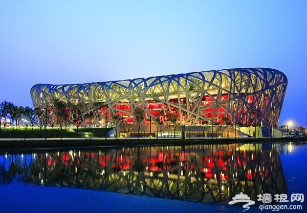 北京鸟巢搭建新年景观 极具中国特色元素