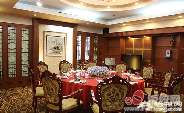 离别北京西客站 吃饱说再见[墙根网]