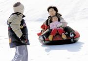 朝阳公园滑雪场戏雪项目介绍