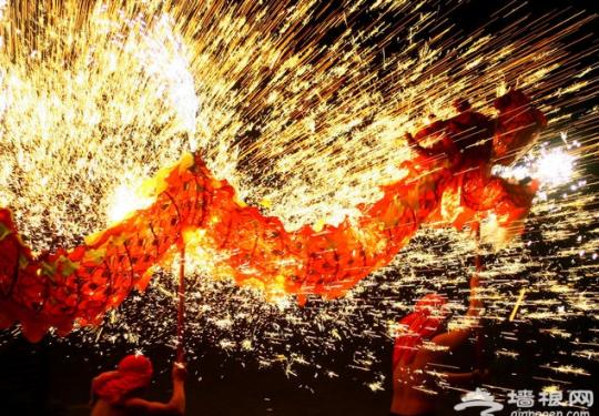 北京欢乐谷 新年民俗乐不停