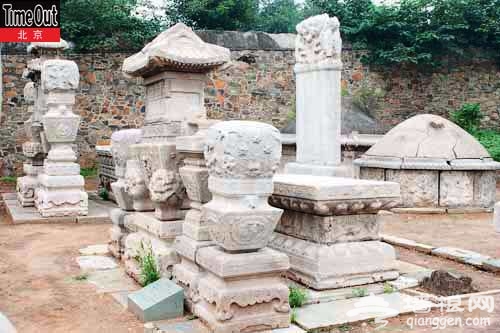 田义墓：贵贱生前过，冢庵身后留[墙根网]