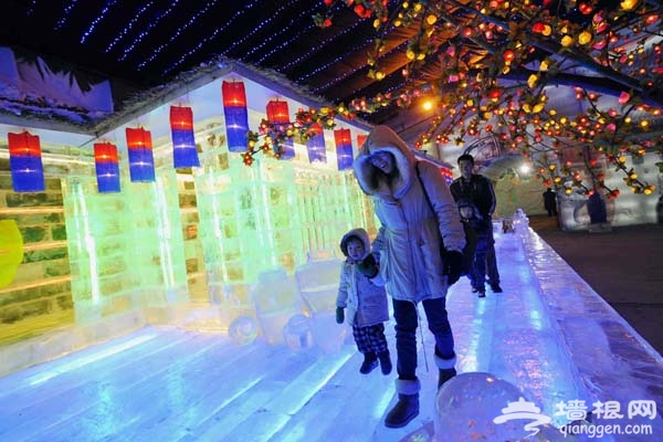 龙庆峡冰灯艺术节盛装开幕