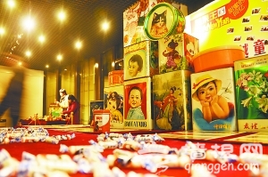 “穿越童年静态展”怀旧物品展 老玩具里找童年[墙根网]