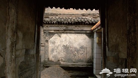 古村古门(摄影:李晓洲) 古村古门(摄影:李晓洲)