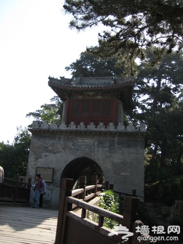 北京故事：探访颐和园六座城关