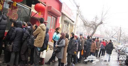 寻老北京火爆卤煮店[墙根网]