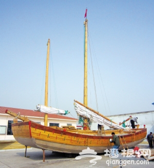 天津北塘古帆船基本完工 “门定子”近期试航