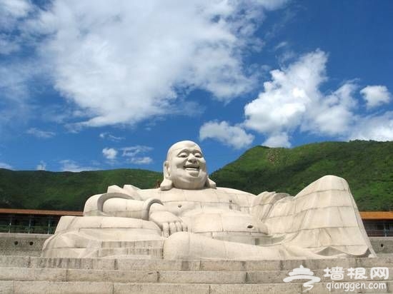 莽山笑弥勒
