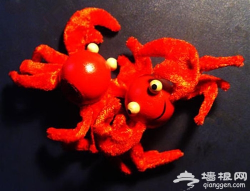 杂客：挖生活的墙角 卖爱情的杂客
