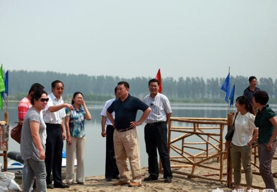 北京通州首届开新农场“沙滩狂欢节”开幕