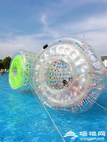 青年湖水上乐园