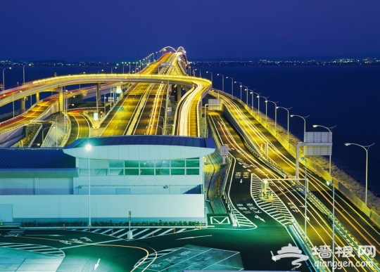 教你怎样拍好夜景[墙根网]