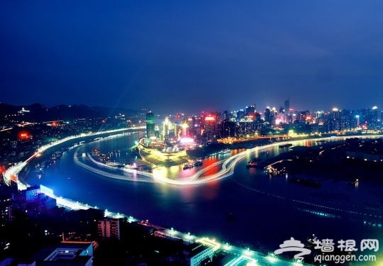 教你怎样拍好夜景[墙根网]