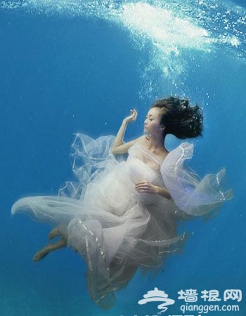 婚纱摄影的4种独特构思[墙根网]