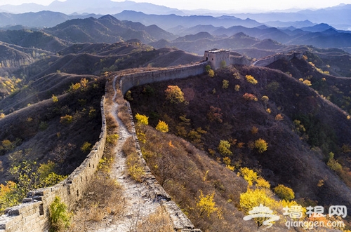 深秋最后的绚烂--行摄蟠龙山长城[墙根网]