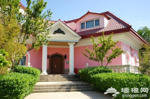 凤山温泉度假村:5A级的度假乐园